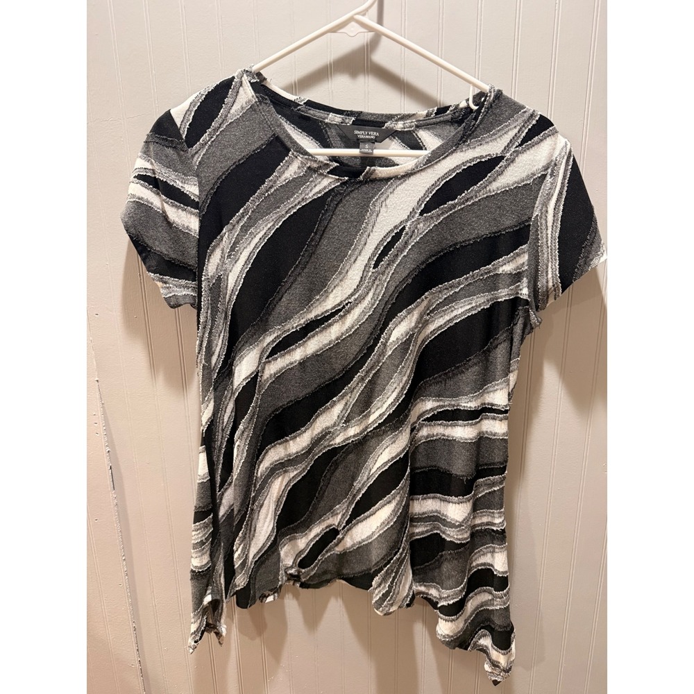 Simply Vera Vera Wang Womens Black White Abstract Sharkbite Hem Textured Top S
